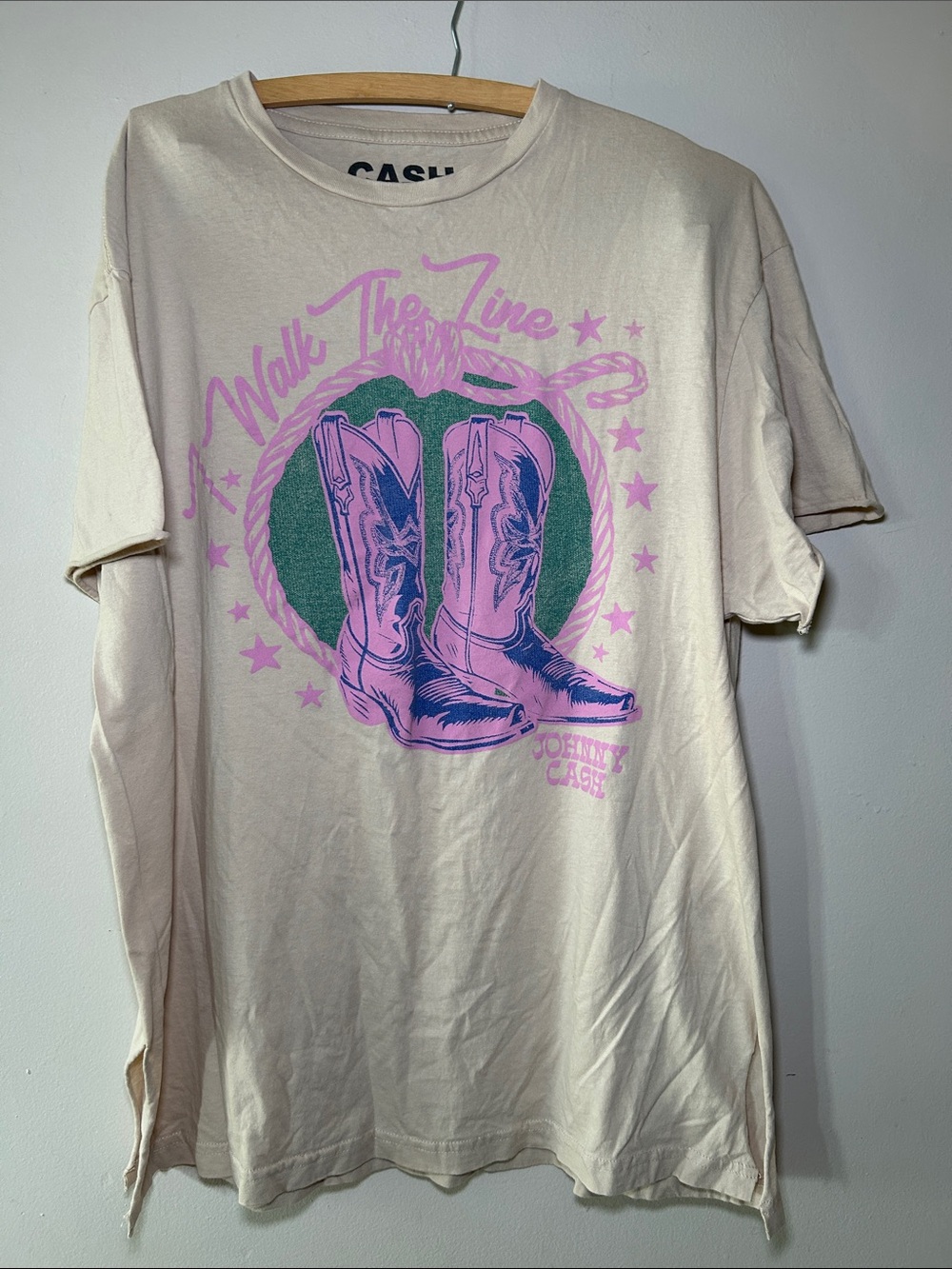 Urban outfitters Johnny Cash walk the line cowboy boots graphic tee 2X